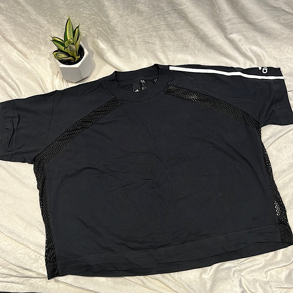 Womens Medium Adidas overized crop top